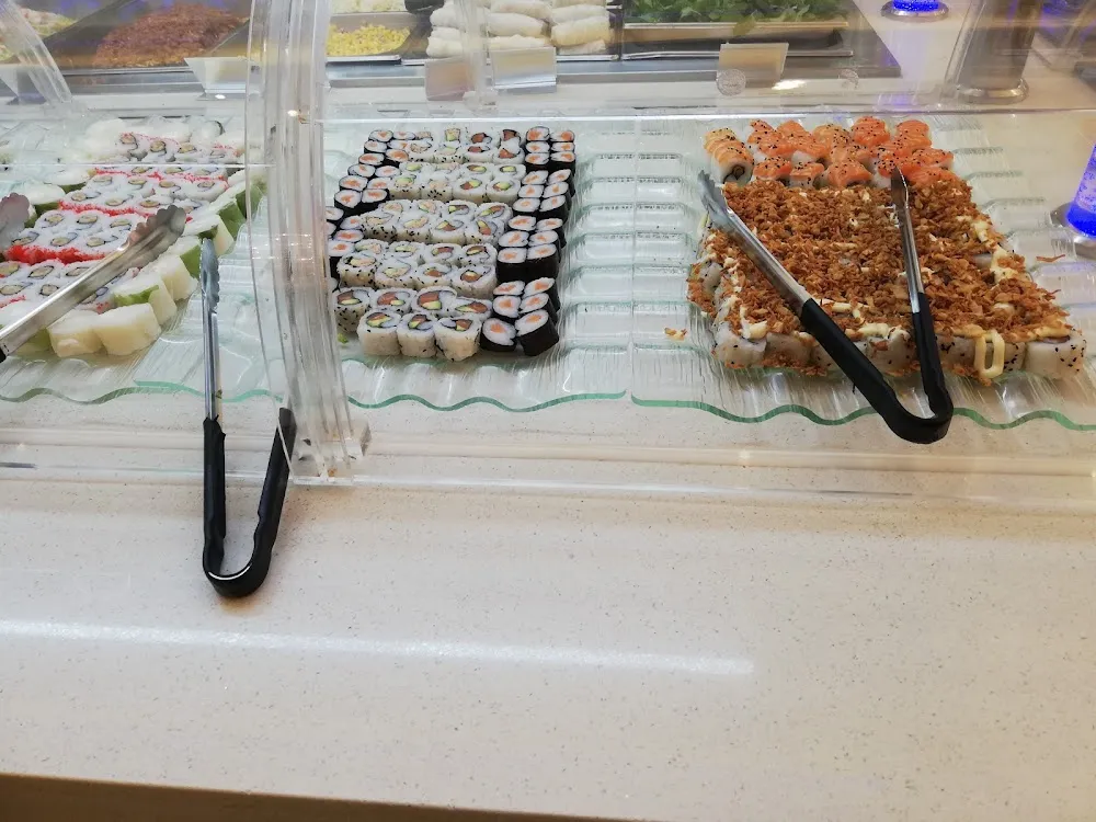 Variétés de Makis
